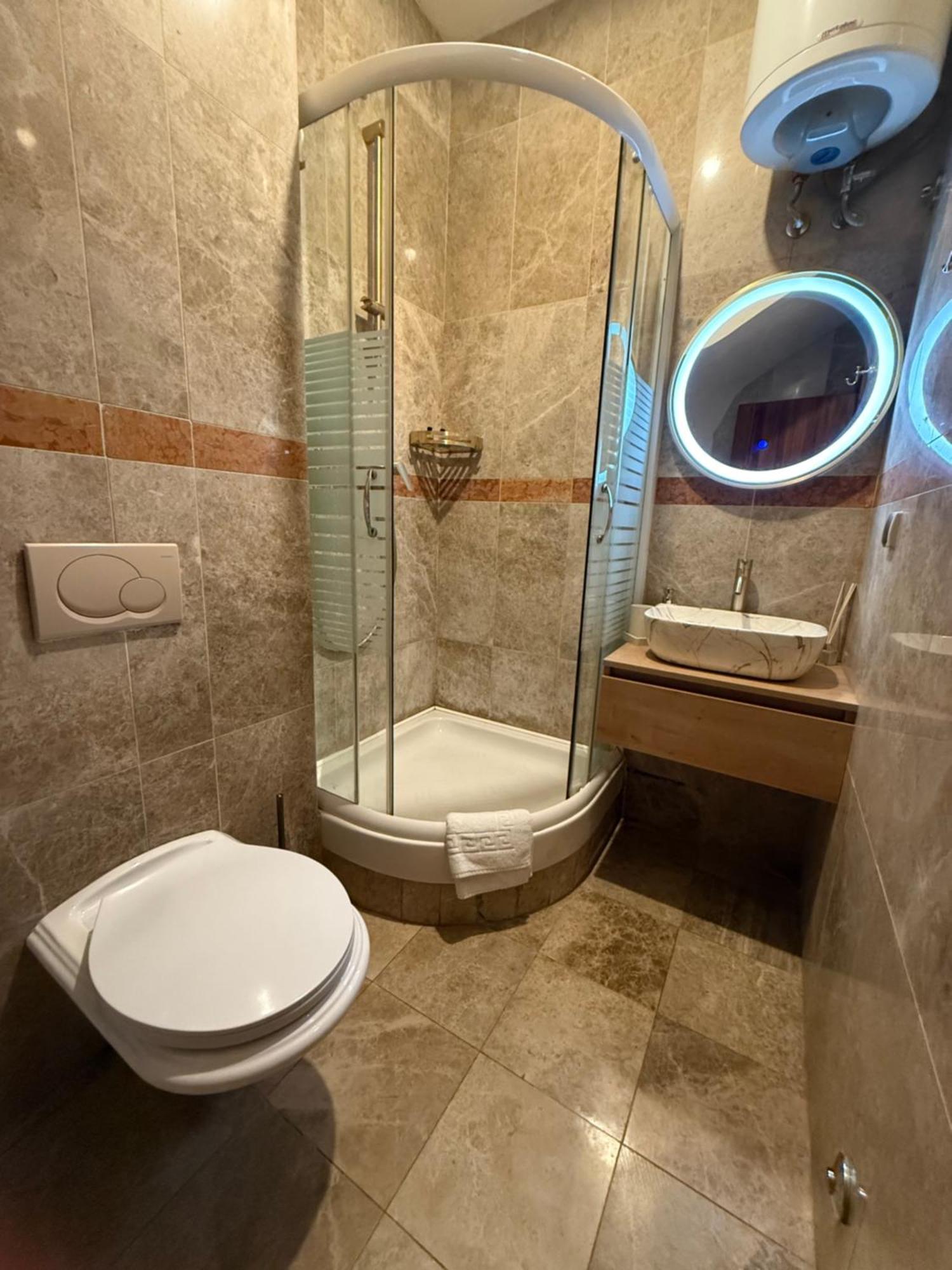 Skver Studio Apartments Herceg Novi Esterno foto