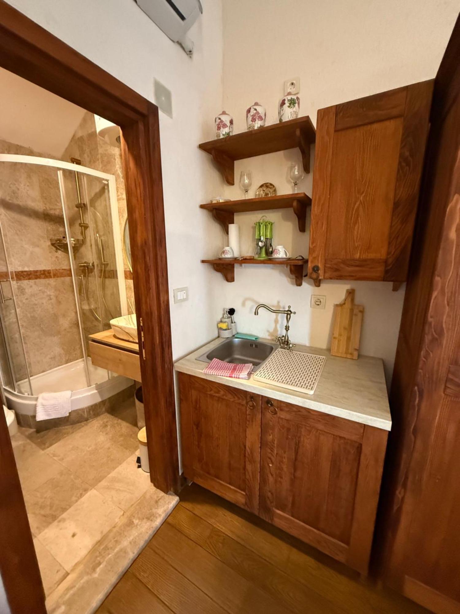 Skver Studio Apartments Herceg Novi Esterno foto