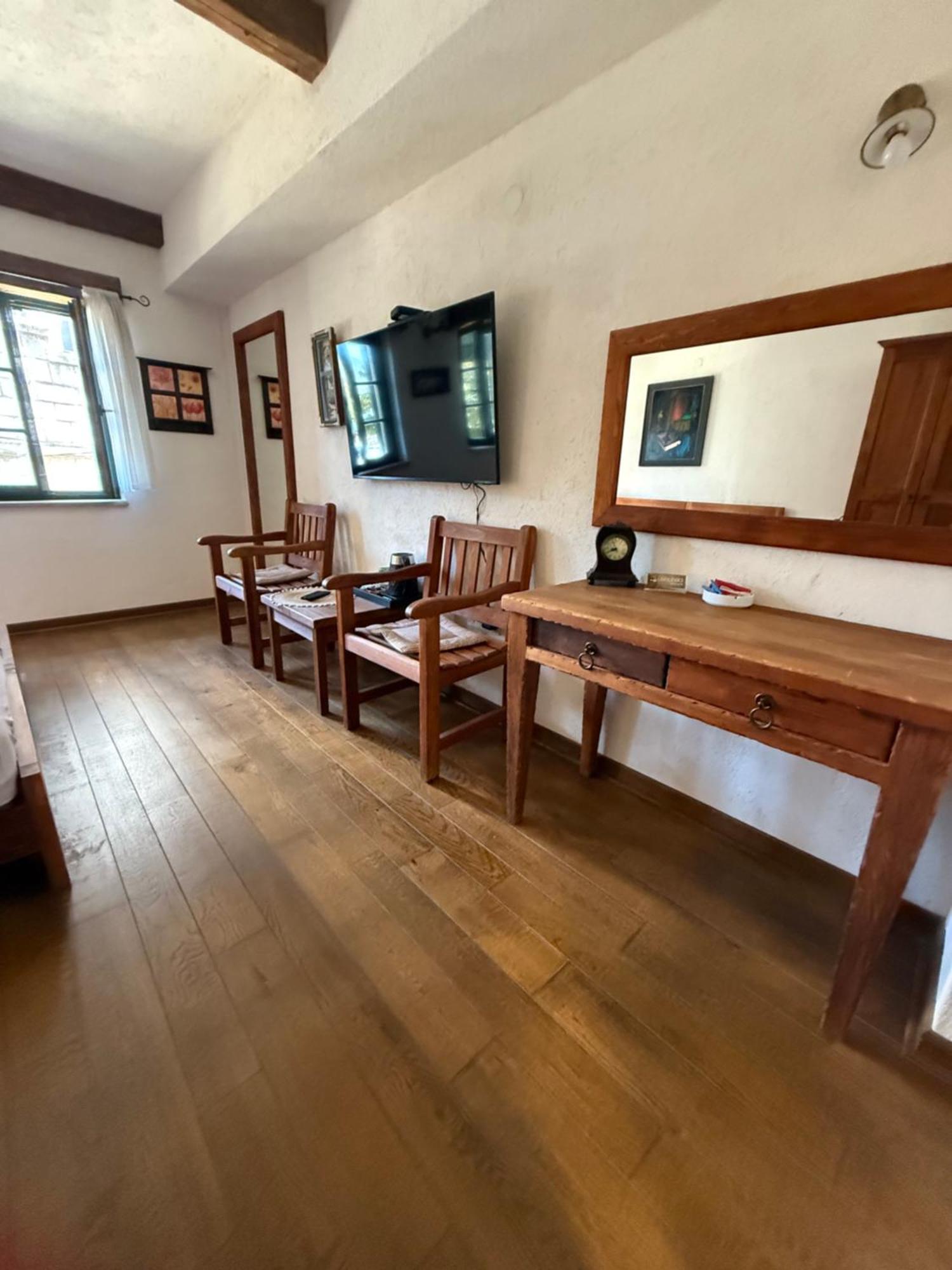 Skver Studio Apartments Herceg Novi Esterno foto
