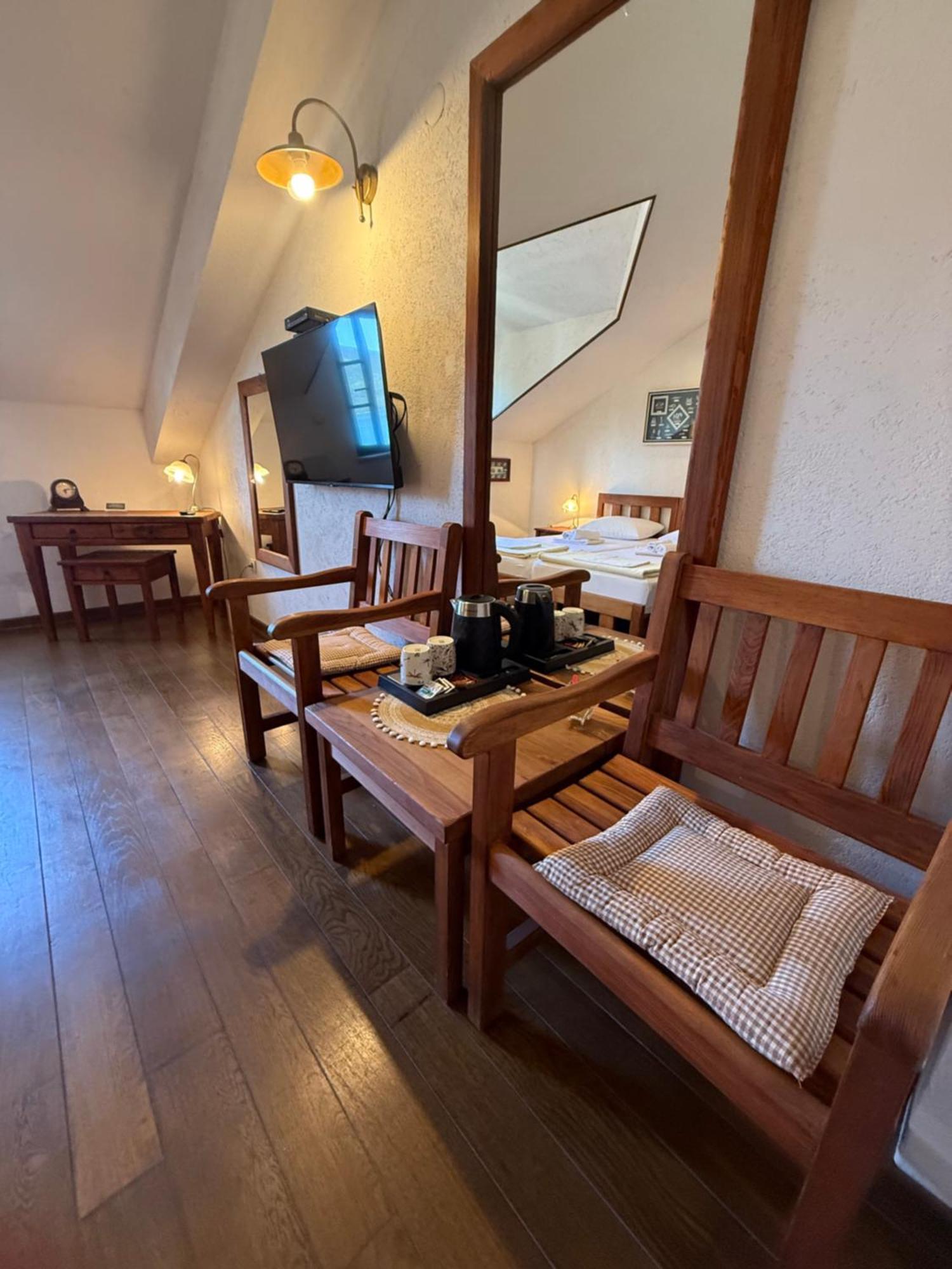 Skver Studio Apartments Herceg Novi Esterno foto